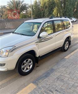 تۆیۆتا لاندكروزر پرادۆ